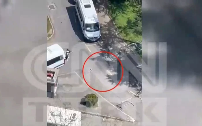 Trei morți și doi polițiști răniți într-un schimb de focuri în Istanbul.Foto: Captură video CNN Turk