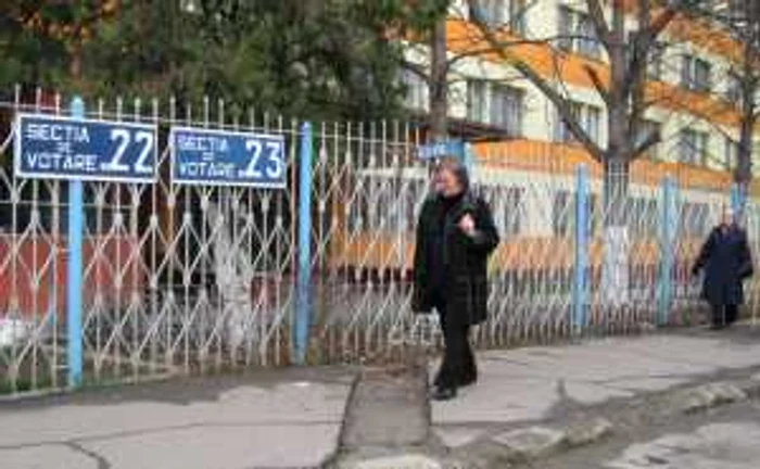 Cărăşenii s-au prezentat în număr mare la vot.