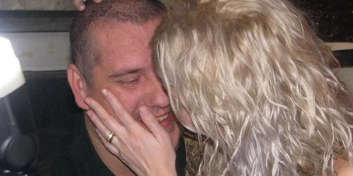 Mile Cărpenişan alături de nevasta lui