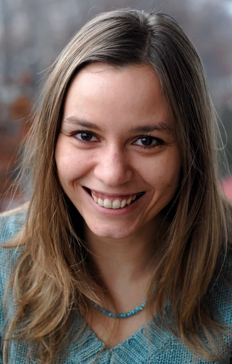 "Instituţionalizarea lasă urme adînci"   interviu cu Ioana HODOIU jpeg