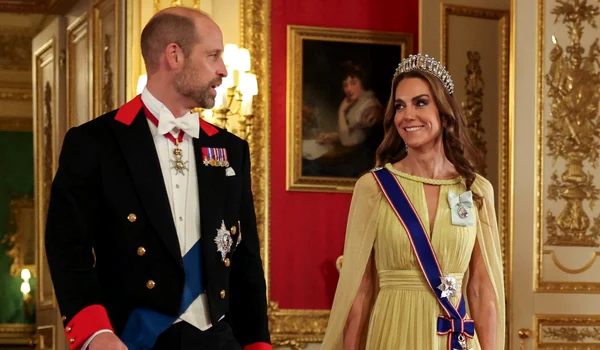 Prințesa Kate în rochie galbenă și cu tiara Queen Mary's Lover's Knot, GettyImages (1) jpg