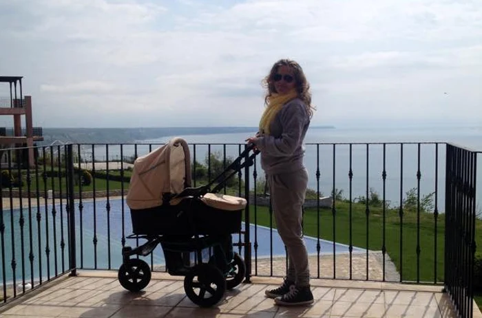 Poza cu fetița ei a strâns, deja, foarte multe comentarii de apreciere pe rețeaua socialăFoto: arhiva personală