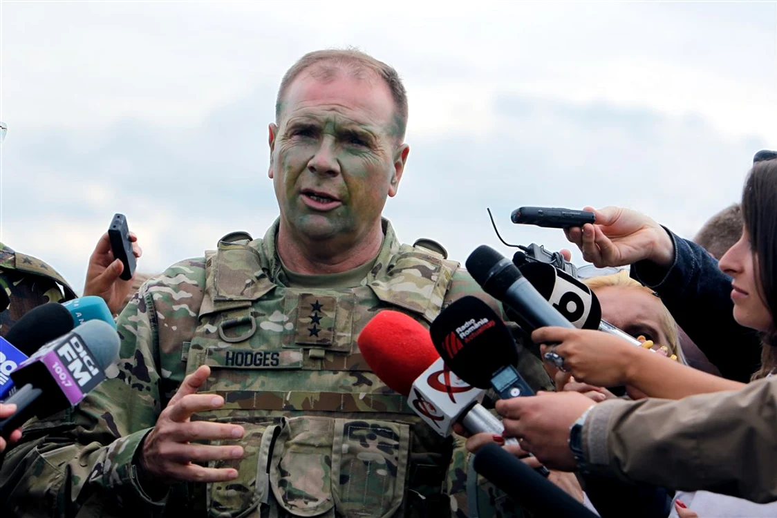 Generalul american Ben Hodges, la exercițiul Saber Guardian din 2017, din România Foto EPA EFE 