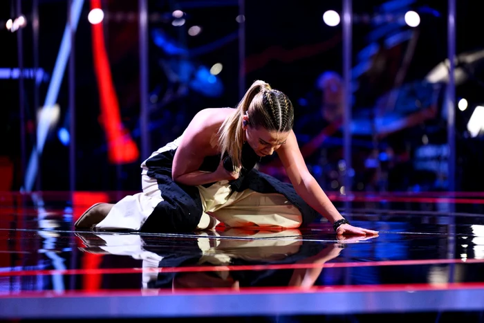  Cristina Bleandură, pe scena Vocea Romaniei FOTO: FB