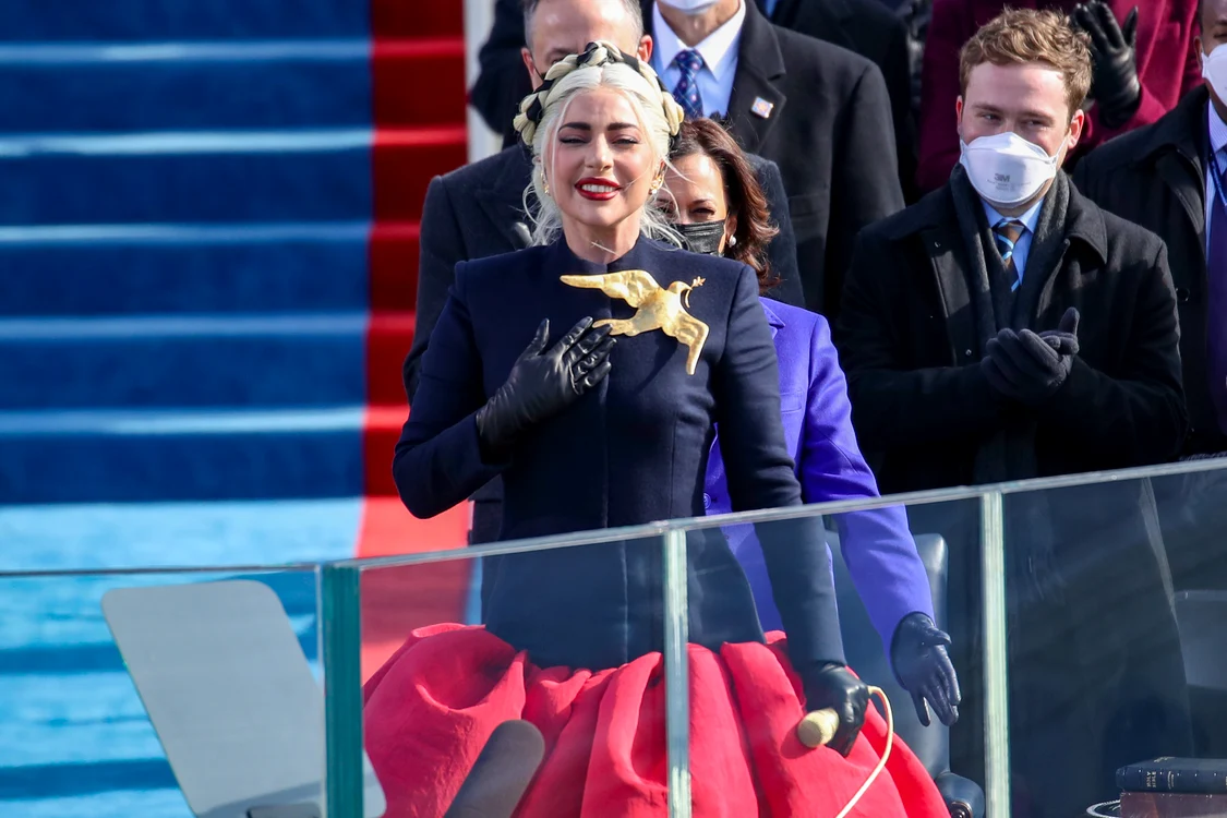 Jennifer Lopez a arătat superb în cadrul ceremonieiFoto Getty Images