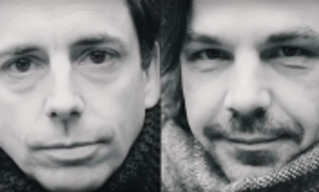 Yves Degryse şi Bart Baele - artişti din Belgia compania de teatru documentar Berlin - au înscenat găsirea tabloului de Picasso în pădurea de la Greci Sursa Youtube