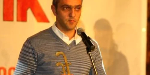 Decebal Rădulescu şi Costin Ştucan, de luni la Telesport: vor modera un nou Contraatac