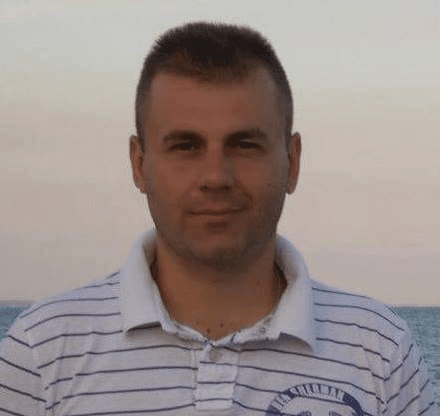 Fost șef la Caziere în Tulcea, găsit mort lângă blocul în care locuia. În ce scandal a fost implicat