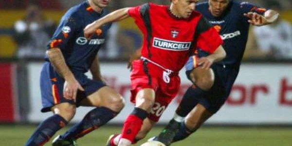 Zied Jaziri (centru) este jucătorul lui Gaziantepspor