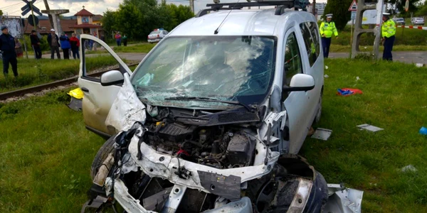 accident tren doicesti