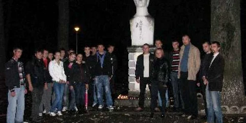 Bacău: Studenții basarabeni au comemorat colegii lor de peste Prut
