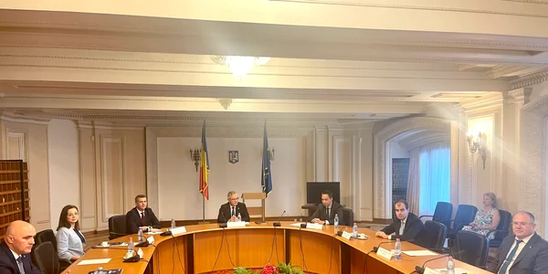 Comisia parlamentară pentru controlul activității SRI FOTO: Facebook