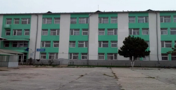 Cei şase bolnavi au fost izolaţi