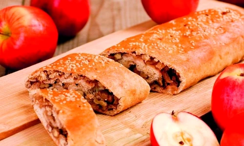 rulada cu mere moldoveneasca jpeg