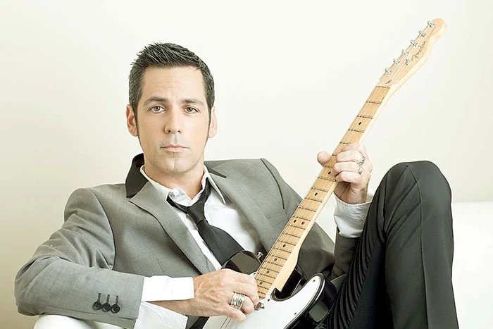 
    Ştefan este în  vizorul celor  de la Antena 1  pentru a  prezenta un  show de talente  