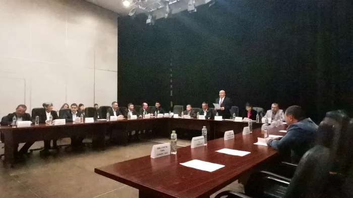 La ședința de constituireau fost prezenți doar 10 consilieri  din cei 17 validați FOTO: A.M.