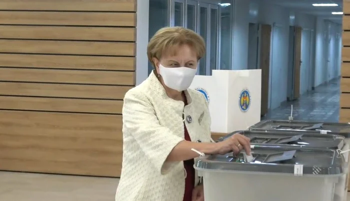 Zinaida Greceanîi