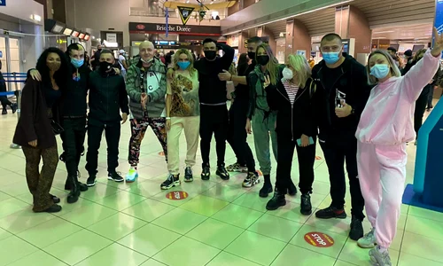 8 in aeroport faimosi jpg jpeg