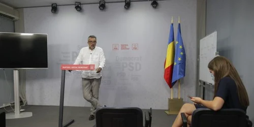 Lucian Romaşcanu PSD in conferinta de presa FOTO Inquam Photos / Octav Ganea