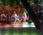 Flavia Mihășan a ieșit in parc, alături de fostul logodnic și cei doi copii ai lor Foto: Click!