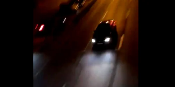 Maşină bolid noaptea accident rutier liniuţă liniuţe curse ilegale Mamaia Sursa Facebook Mario Iulian