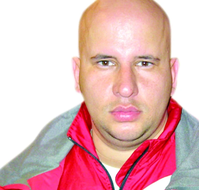 “Vreau să  depun plângere împotriva paznicului Hazur”