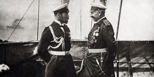  Nicolae al II-lea (stânga) Wilhelm al II-lea FOTO AFP