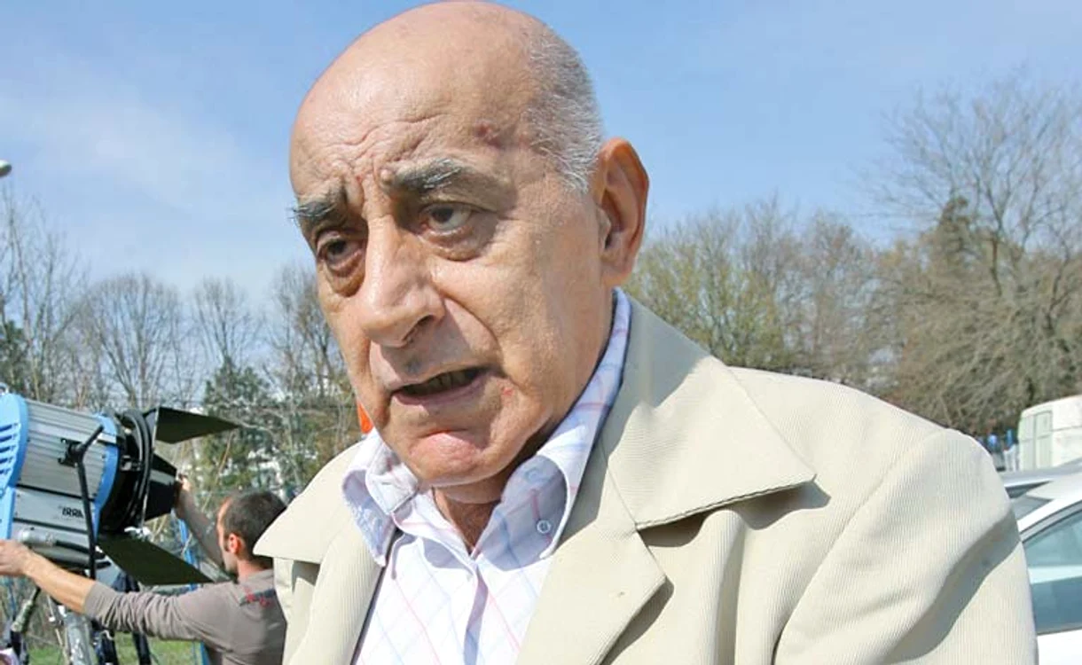Viorel Lis este grav bolnav, iar banii lui se duc pe analize şi medicamenteFoto: arhivă personală