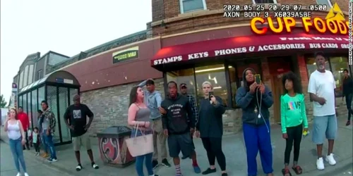 Darnella Frazier avea 17 ani când a filmat clipul de peste 9 minute care a făcut posibil procesul poliţistului Derek Chauvin FOTO via CNN