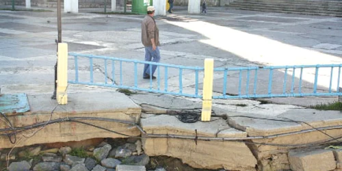 Cheul s-a surpat pe o porţiune de 10 metri