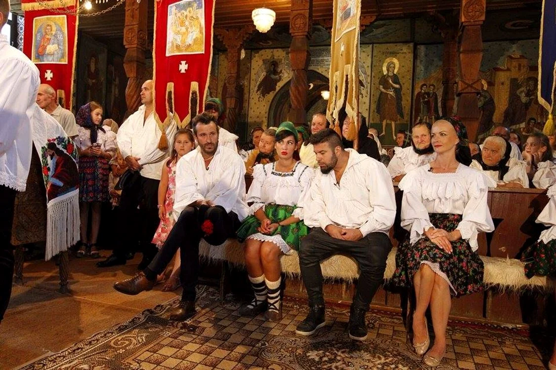 Nicoleta Luciu a ajutat nişte tineri din Maramureş să-şi facă nunta