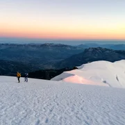 Doi alpinişti nevăzători vor să urce pe Elbrus FOTO arhiva personala
