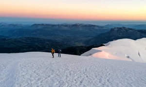 Doi alpinişti nevăzători vor să urce pe Elbrus FOTO arhiva personala