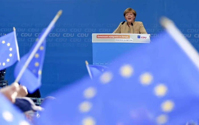 Politicienii prinşi "cu mâţa-n sac" fac parte din uniunea condusă de către premierul german Angela Merkel