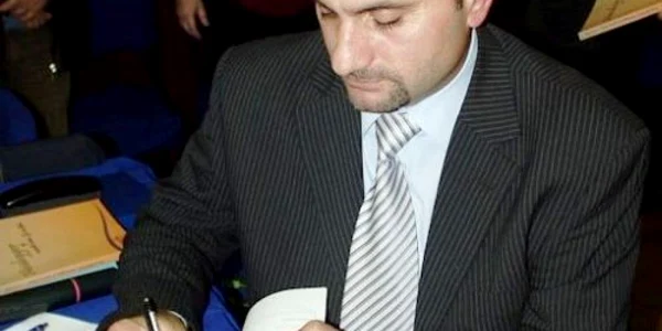 Viorel Rotilă contestă legea salarizării
