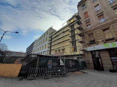 Lucrări la Cinema Studio FOTO Ștefan Both
