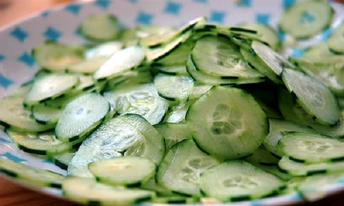 salata de castraveti jpeg