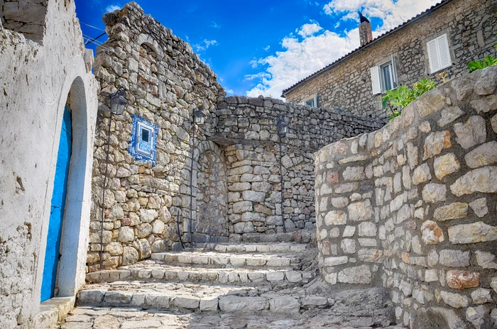 Vechiul district al Himarei FOTO wikipedia