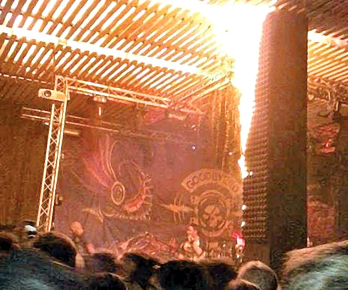 
    30 octombrie 2015. O zi imposibil de uitat pentru zeci de părinţi rămaşi fără copii, pentru peste 150 de răniţi care au fost nevoiţi să înceapă o nouă viaţă  