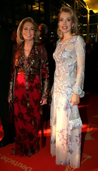 Prințesa Inaara Aga Khan și mama ei. FOTO: Getty Images