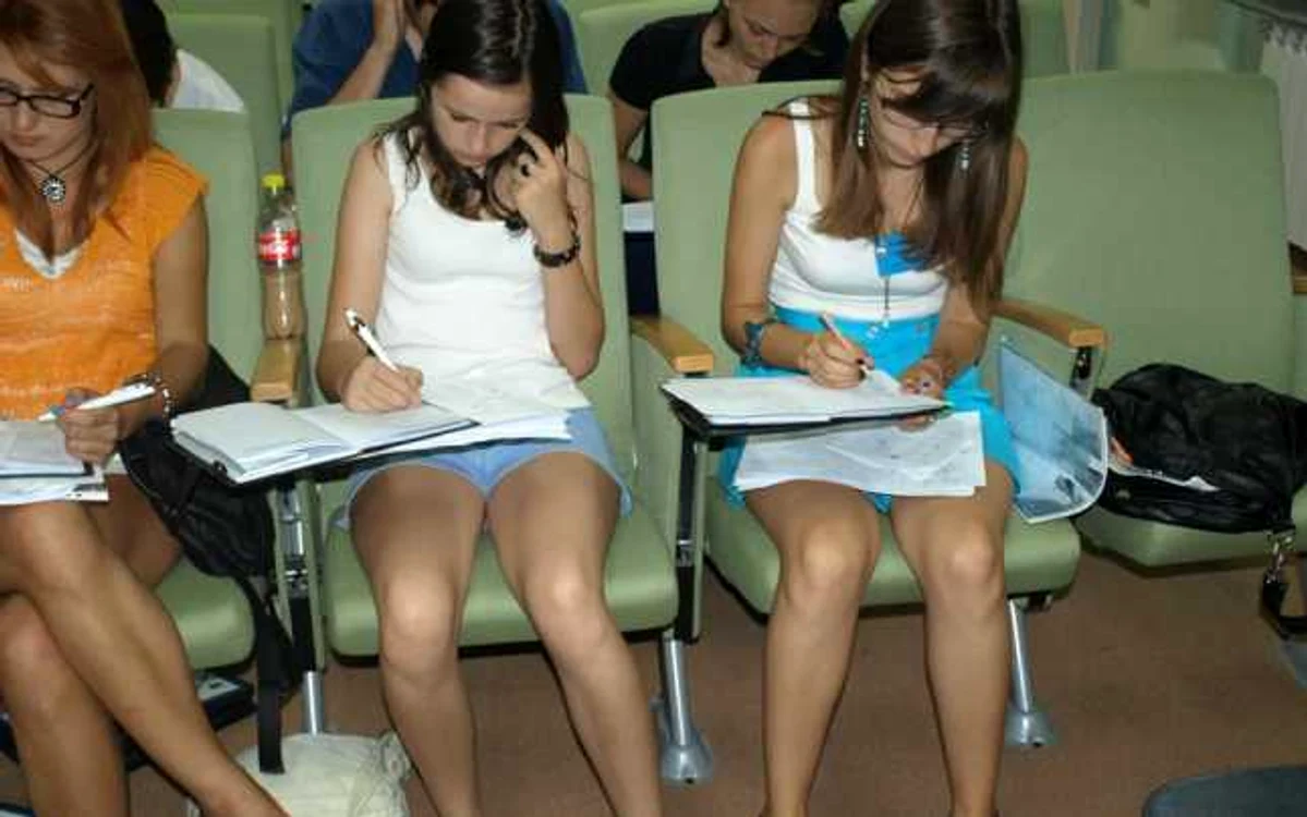 Programul include workshop-uri pentru studenţi şi pentru profesorii români, activităţi care au drept scop realizarea unui schimb de bune practici şi transfer de expertiză între aceştia şi partenerii norvegieni