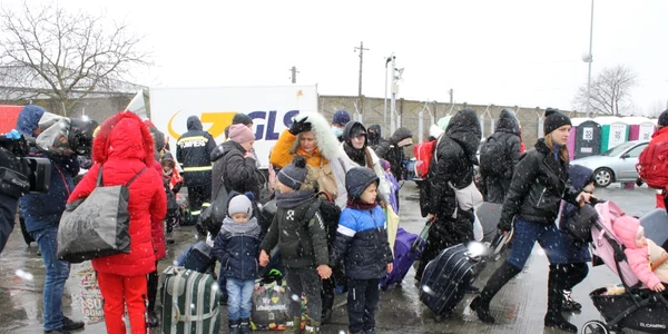 400 de refugiati ajung la Ploieşti