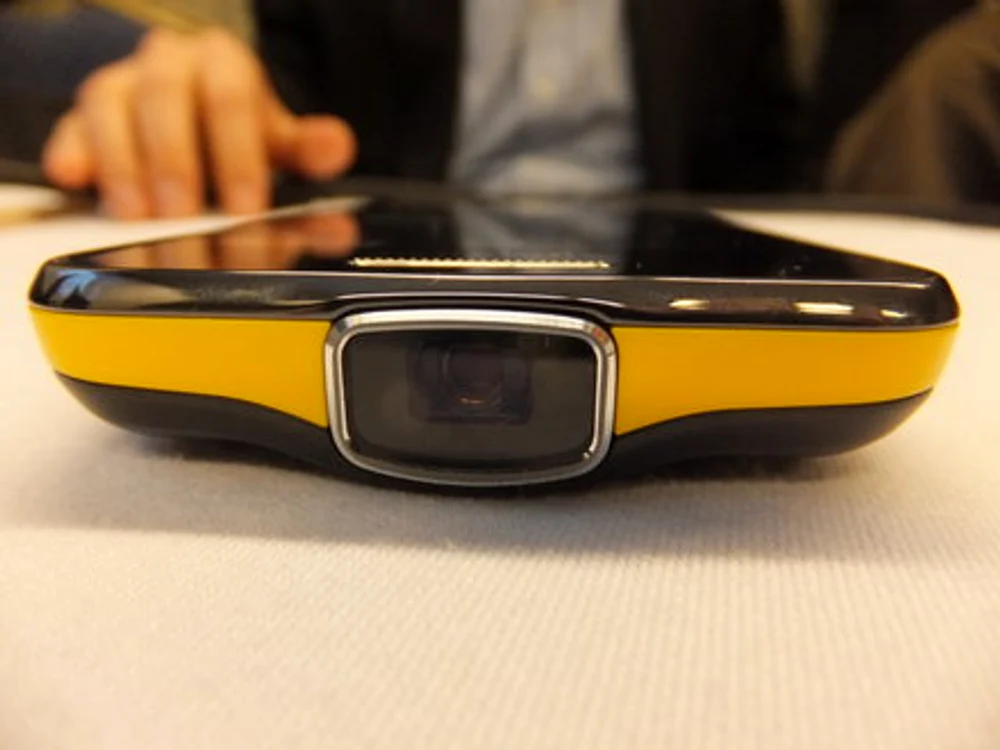 
    Samsung Galaxy Beam  