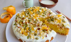 Tort malai si portocale  Sursa foto shutterstock 587517440 jpg