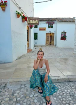 Amna muncește mult și și-a dorit să aibă parte de puțină relaxare foto: Instagram 