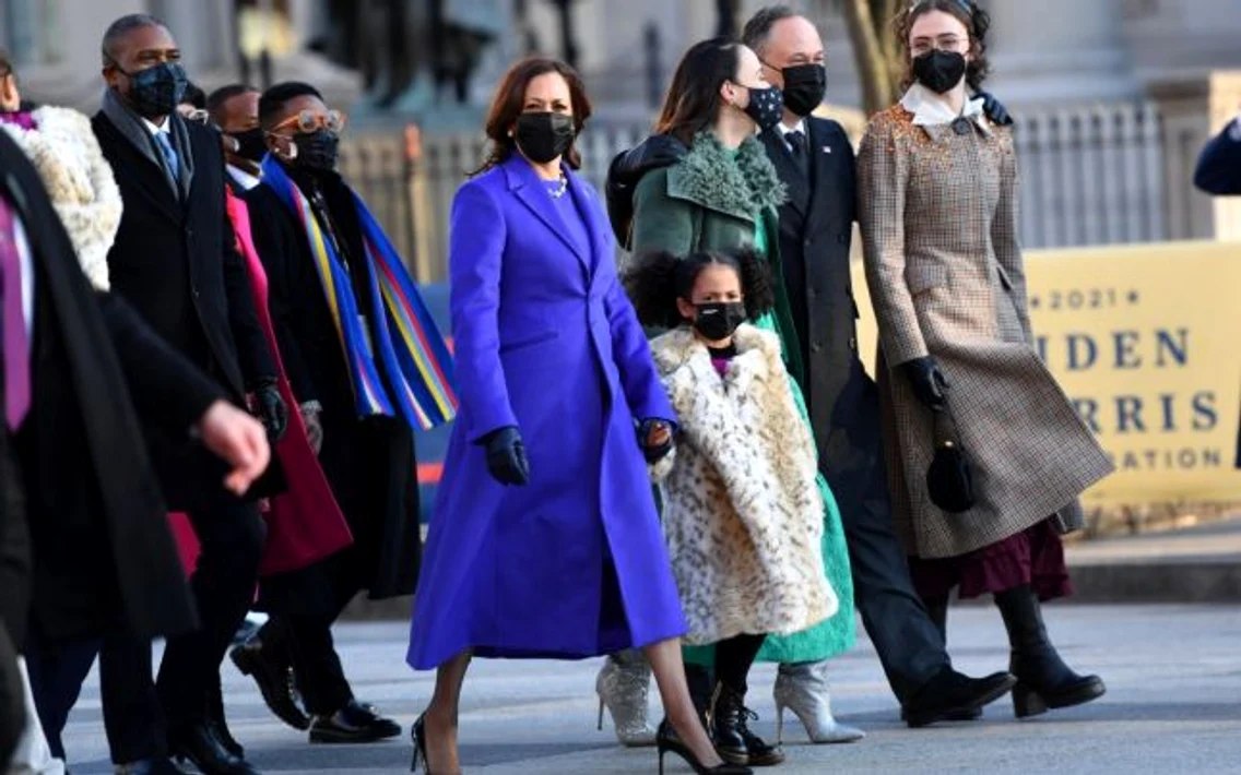 kamala harris - investire biden. FOTO GETTYIMAGES