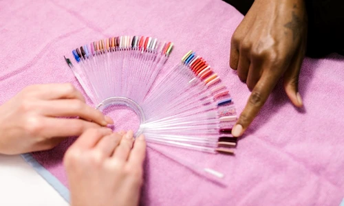Care sunt materialele pe care trebuie să le achiziționezi pentru un salon de manichiură jpg