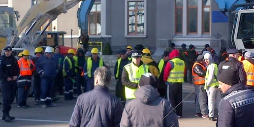 Proteste în Portul Constanţa la adresa administraţiei Mazăre Foto Sînziana Ionescu