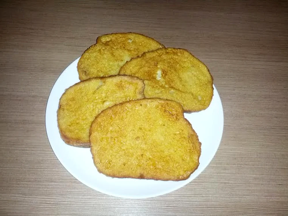 
    Pâine şi ou cu lapte  