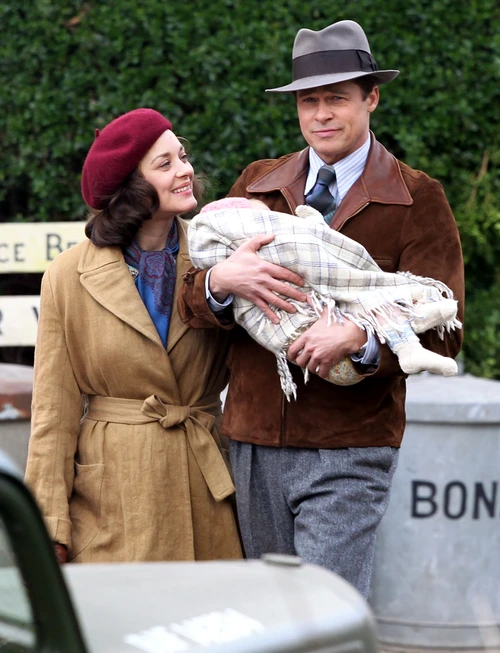 Brad Pitt & Marion Cotillard Filming 'Five Seconds of Silence' On Location In London jpeg